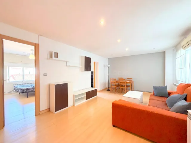 SE VENDE PISO DE TRES DORMITORIOS CON VISTAS DESPEJADAS EN LA JOTA - ZARAGOZA — 2