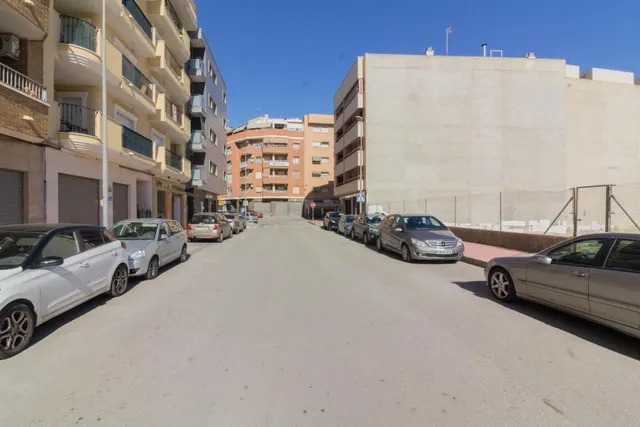 LOCAL COMERCIAL EN CALLOSA DE SEGURA. — 6