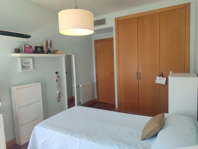ELEGANTE  VIVIENDA CON VISTAS AL REAL CLUB  DE GOLF DE SEVILLA — 12