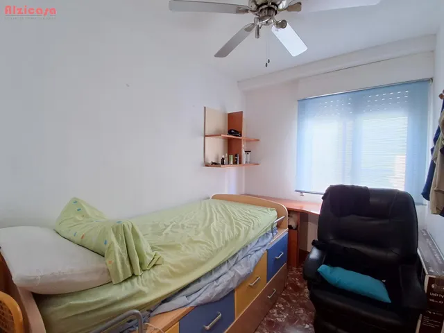 Ático en venta en la zona de sants patrons   junto al ies rei en jaume i — 13