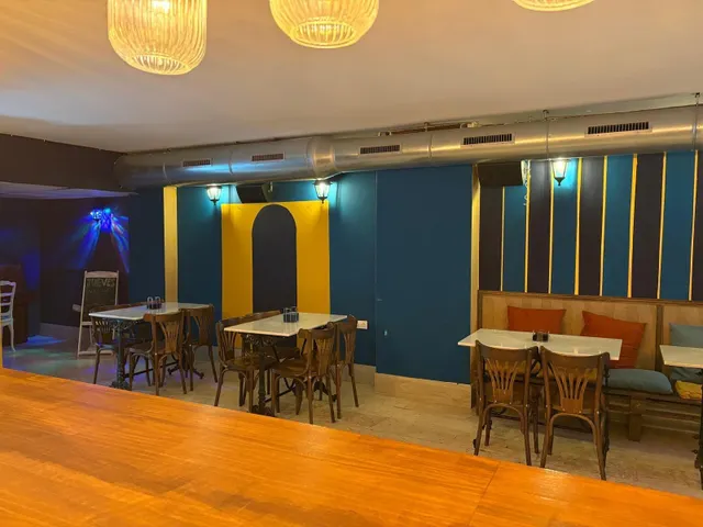 Local comercial 240m² en venta - Centro — 6