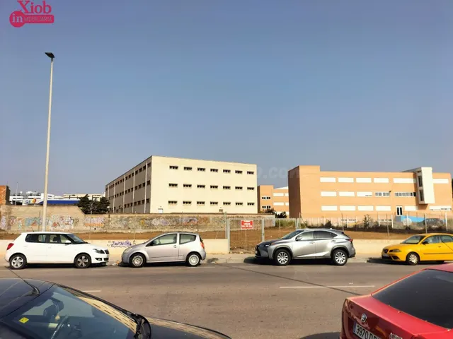 EN VENTA PARCELA SUELO TERCIARIO DE 1.431 M2 - foto 2