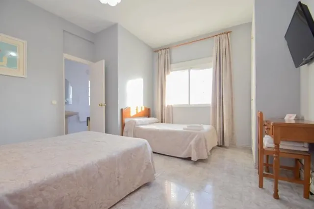 Hostal en venta Santa Fe — 15
