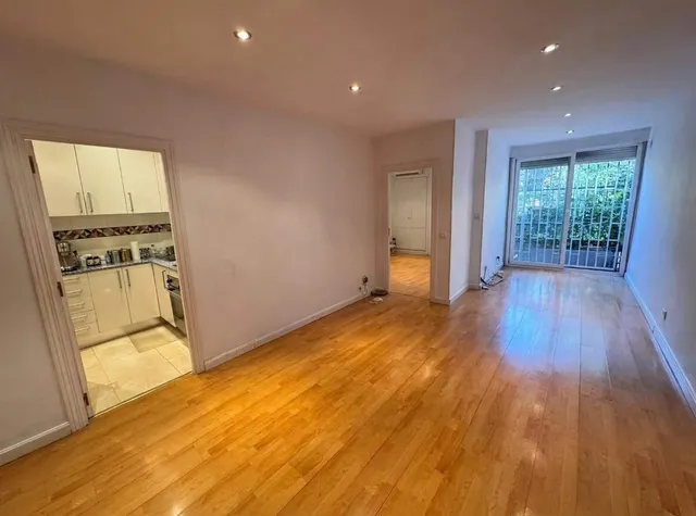 Bajo en venta en Majadahonda — 12