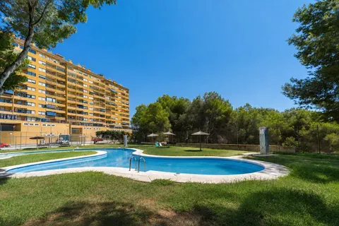 Apartamento con vistas al mar en Altos de Campoamor
