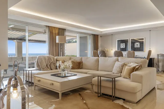 Ático 4 habitaciones 350m² en venta - Urb. Marbesa — 43