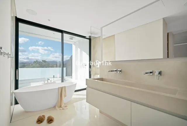 Chalet 6 habitaciones 476m² en venta - Marbella — 23