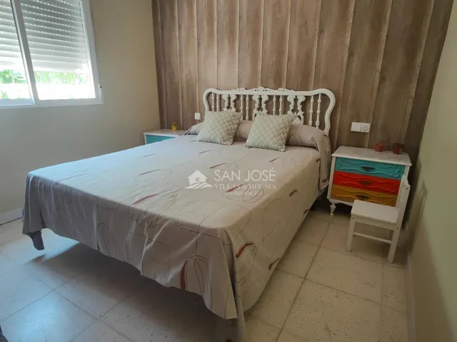 SE VENDE CASA DE CAMPO EN BUEN ESTADO EN ASPE — 34