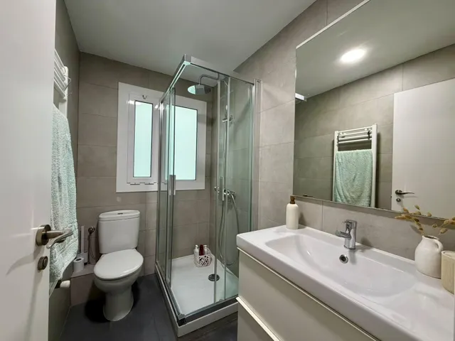 4 habitaciones. Mil posibilidades. Una sola oportunidad junto a Avenida Concordia. — 13