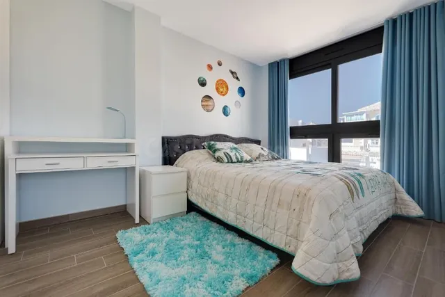 Villa 5 habitaciones 194m² en venta - Aguas Nuevas — 28