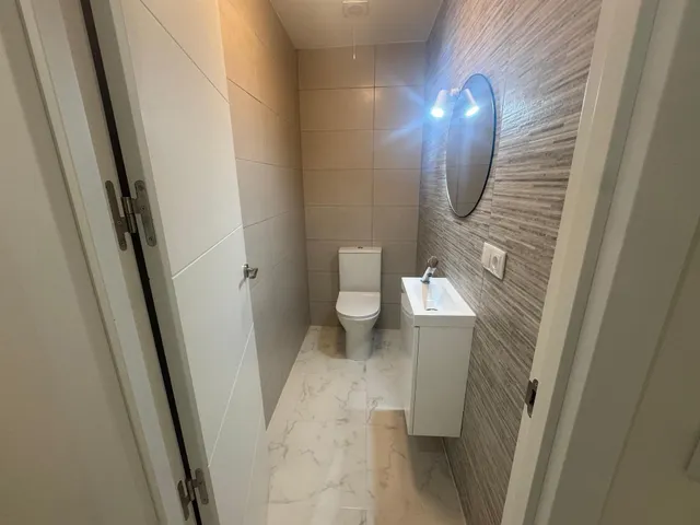PIso    centrico de tres dormitorios y tres baños — 17