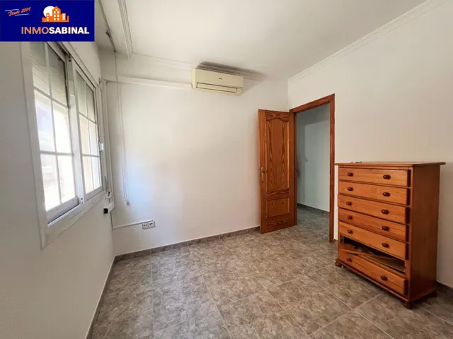 Amplio Piso en La Romanilla, Roquetas de Mar — 18