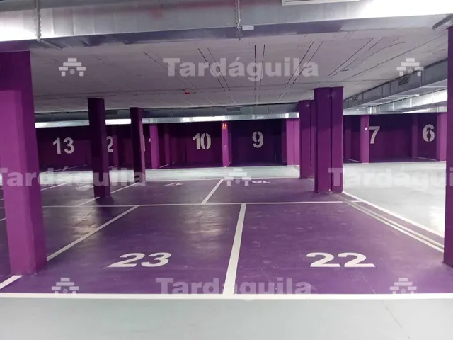 PLAZAS DE GARAJE CTRA LEDESMA — 18