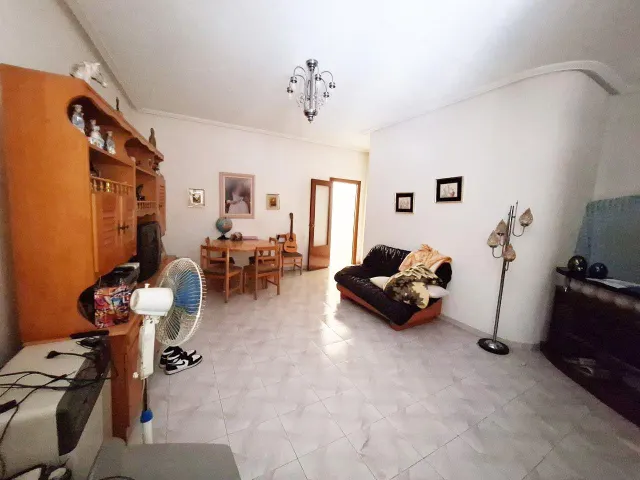 TRASPASO Y VENTA POR JUBILACIÓN CON VIVIENDA INCLUIDA — 11