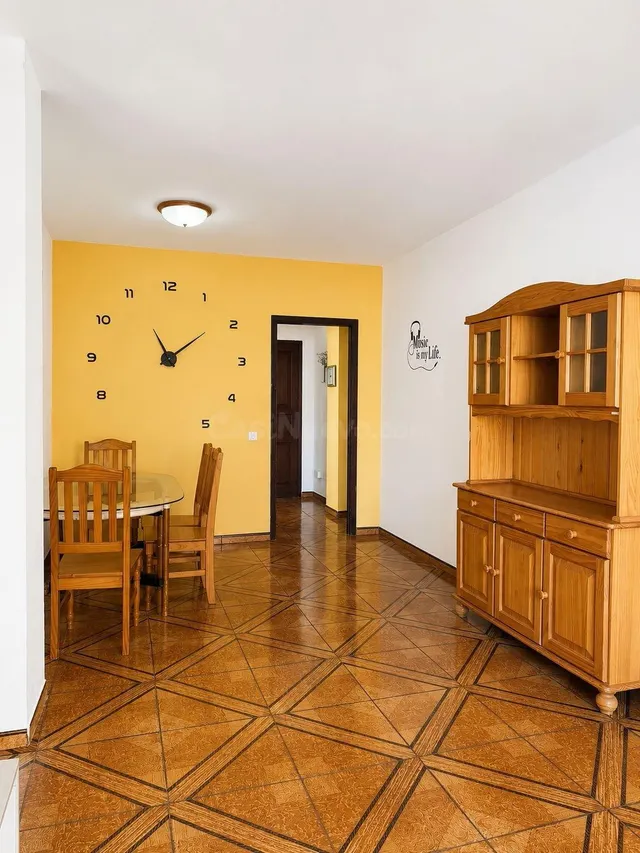 Amplia vivienda de 3 dormitorios con terraza y trastero en P