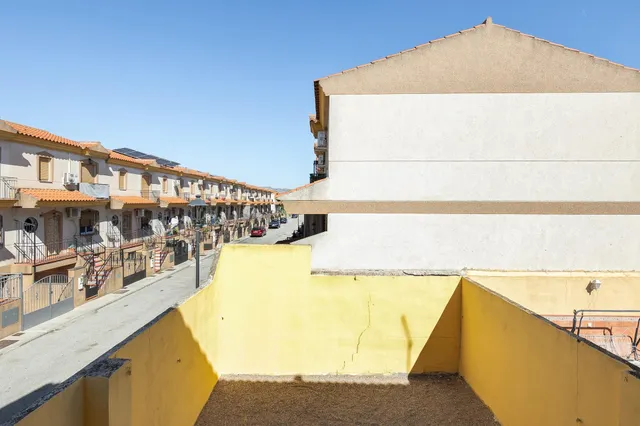 ¡Casa pareada con patio privado en Cijuela! Granada — 25