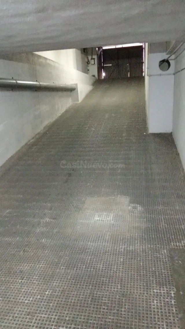 PLAZA DE GARAJE PARA MOTO — 3