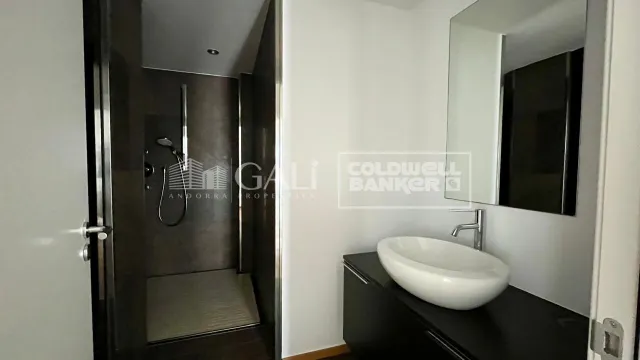 ATICO DUPLEX DE 3 habitaciones CON SPA COMUNITARIO Y GIMNASIO EN EL CENTRO DE ANDORRA — 30