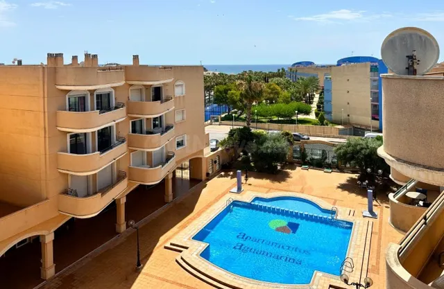 Apartamento en venta en el complejo de Apartamentos Turístic - foto 2