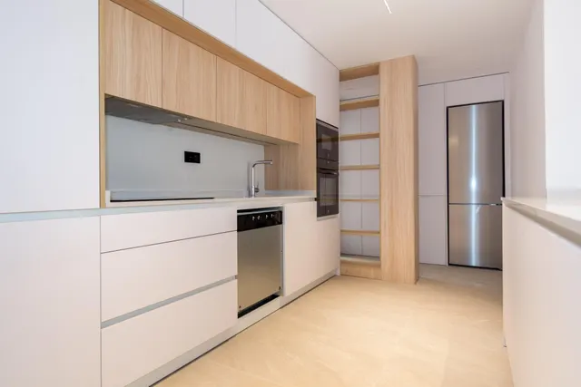 Apartamento totalmente reformado a estrenar frente a la Plaza del Teatro de Torrevieja — 14
