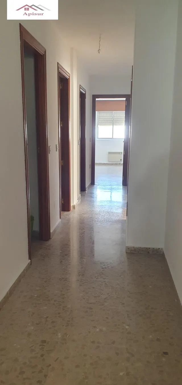 Se vende piso junto a millán de priego — 7