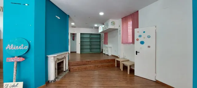 AMPLIO LOCAL COMERCIAL EN EL CENTRO DE JEREZ, PLAZA SAN ANDRÉS — 4