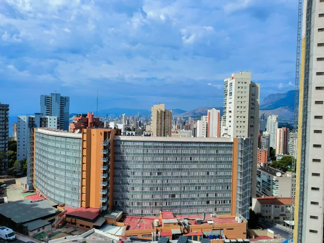 Gran piso de 2 dorm. en urbanización de lujo Torre Lugano en el Rincón de Loix - www.inmobiliarialesdunes.com — 3