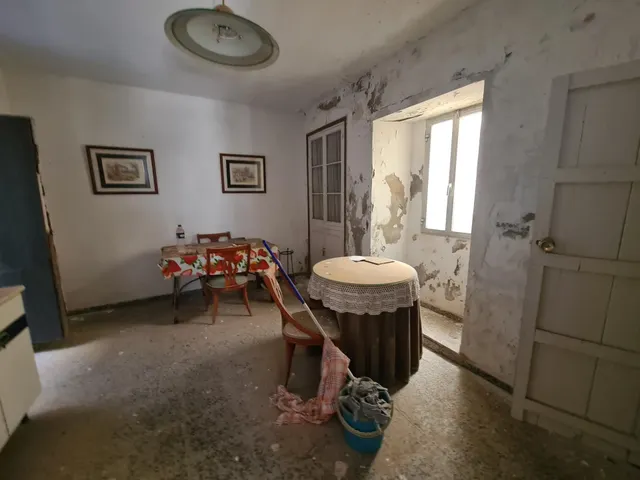 Casa de pueblo para reformar — 10