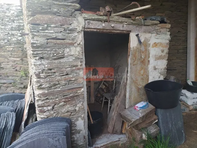 SE VENDE CASA SEMI-REFORMADA EN COESES A 12 KMS DE LUGO. — 5