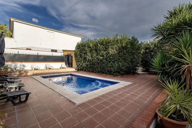 CASA DE PUEBLO REFORMADA CON PISCINA PRIVADA Y POTENCIAL DE ALQUILER Cacín, Granada – Cerca del embalse de Los Bermejales — 6