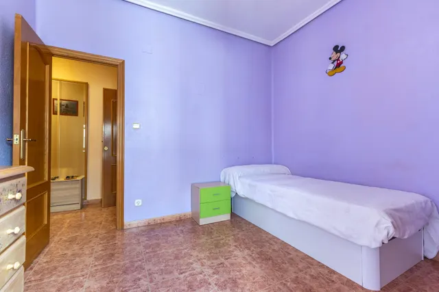 "Vivienda reformada con vistas privilegiadas". — 17