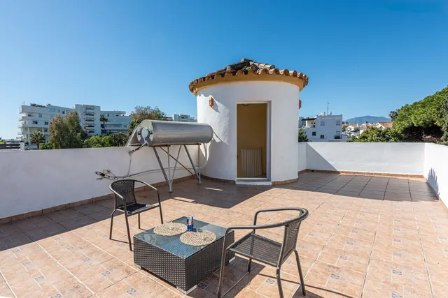 Chalet 4 habitaciones 232m² en venta - Marbella — 25