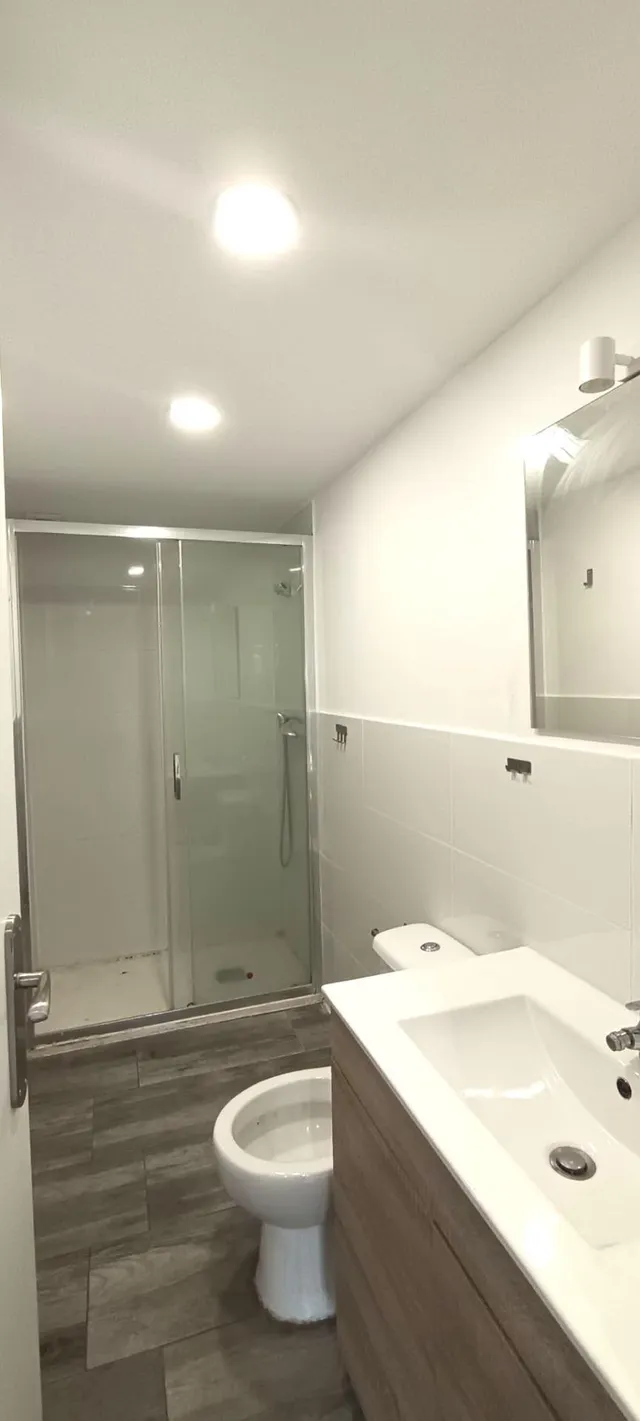 Vivienda con local comercial en Avda. Principal de Brenes (Sevilla) — 7