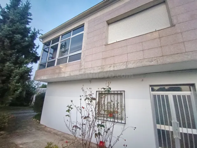 VENTA DE CASA EN LALIN SIN POSESION - foto 4
