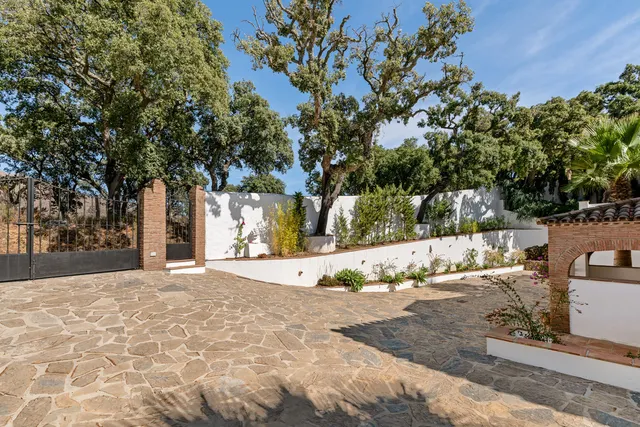 Chalet 4 habitaciones 400m² en venta - Costa Del Sol — 15
