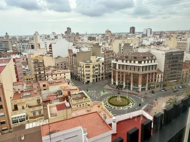 Piso con garaje y trastero en el paseo Ribalta de Castellón — 3
