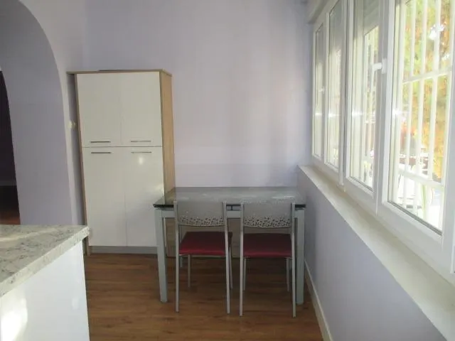 Piso de dos dormitorios sin amueblar — 6