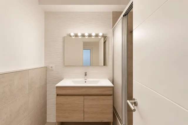 Piso reformado de 113 m2 en pleno centro de Murcia con 4 dormitorios y 2 baños — 16