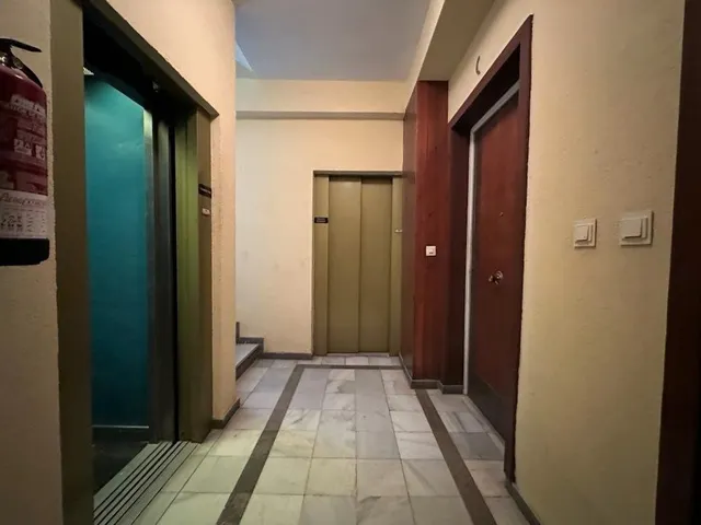 ¿Estás buscando una oficina en el paseo de Almería? — 20