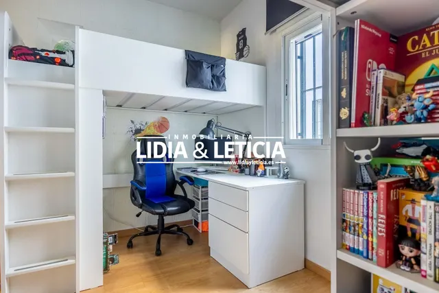 PISO EN ALCALÁ DE GUADAÍRA ZONA CENTRO — 15