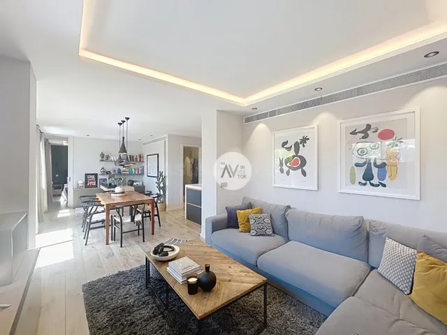 Ático con terraza privada, jacuzzi y parking Dreta de l'Eixa - foto 4