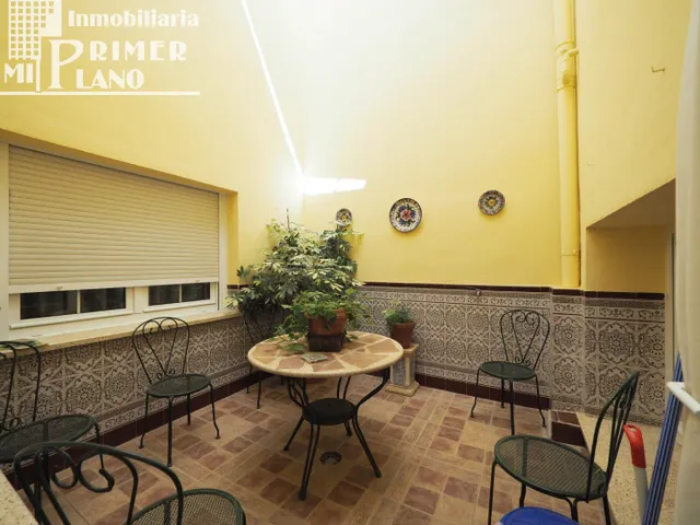 CASA DE DOS PLANTAS JUNTO A C/ DOÑA CRISANTA POR 195.000 € — 17