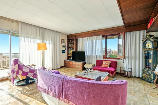 Excepcional piso muy alto con terraza y vistas al mar — 6