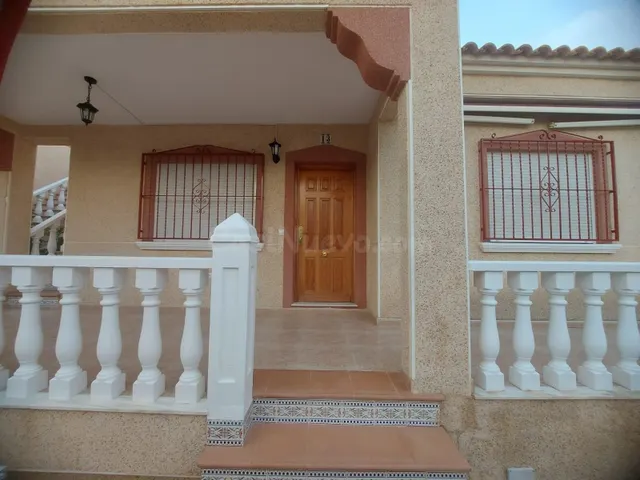 OPORTUNIDAD!!!!! VILLA INDEPENDIENTE EN URBANIZACION CON PIS - foto 5