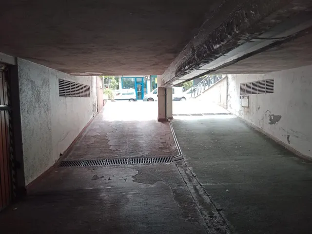 PLAZA DE GARAJE EN ZONA POVISA!!! — 8