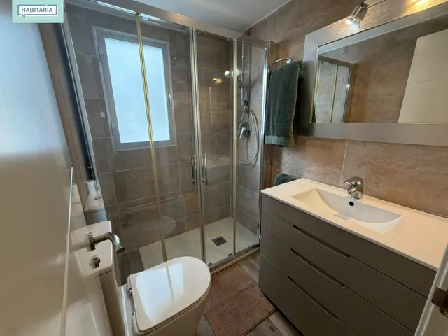 Alquiler vivienda de temporada, maximo 11 meses con vistas despejadas al mar, opcion parking — 13