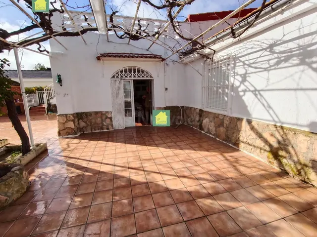 LA CASITA INMOBILIARIA VENDE MAGNIFICA PARCELA EN LOS PRADOS - foto 5