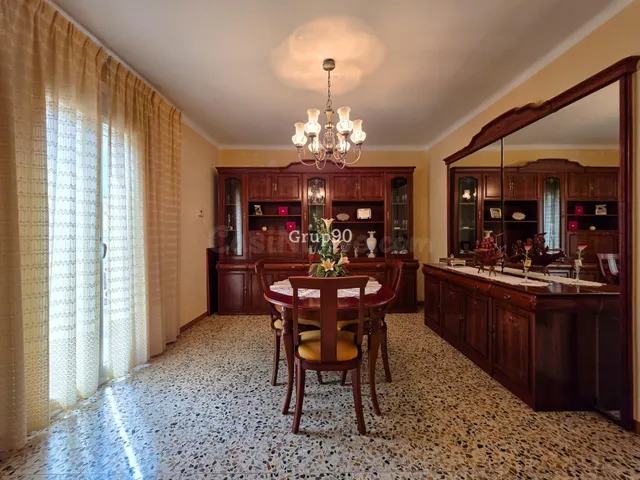 Espectacular casa de 567 m2 con infinitas posibilidades en A - foto 2
