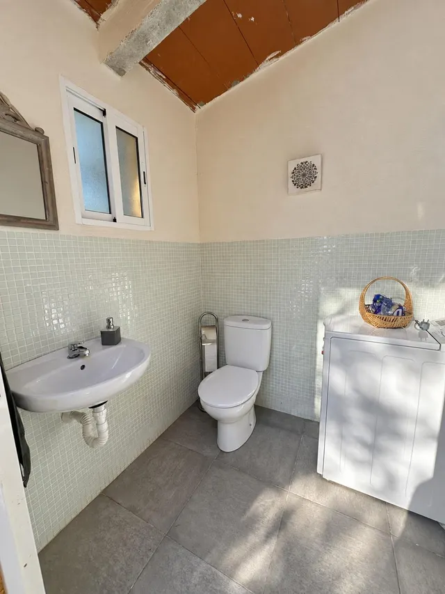 Vivienda independiente con parcela de 2.446 m2, piscina y vistas a la montaña en El Berro — 14