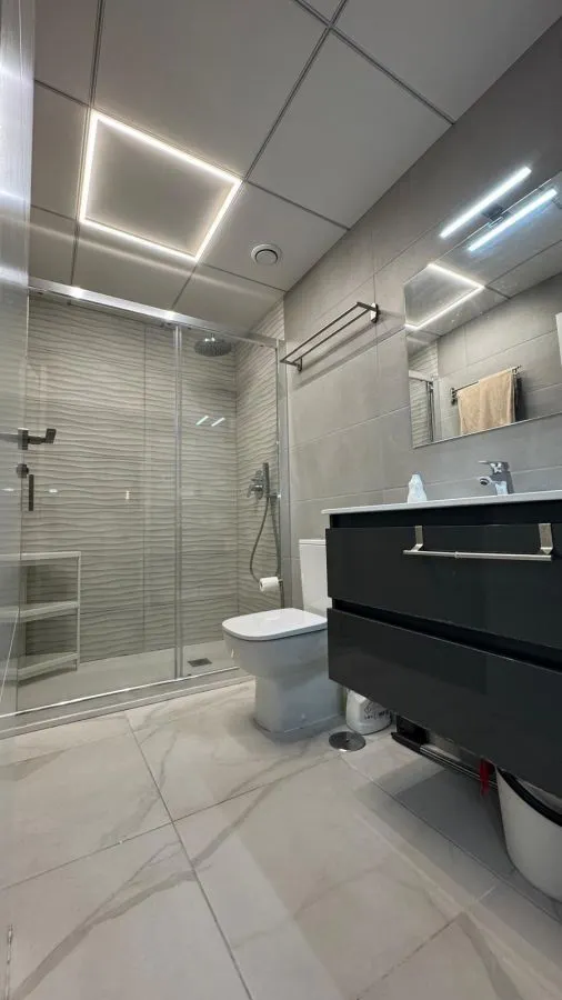 Apartamento 1 habitación 54m² en venta - Estacion de autobuses — 32